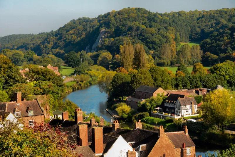 ��Ϊ���޴����λ��µػ�԰����������80��